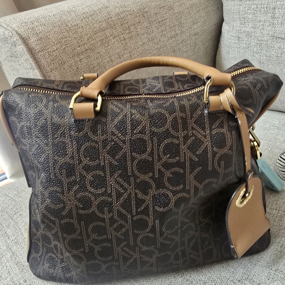 Calvin Klein Brown Monogram Bag - Picture 3 of 6
